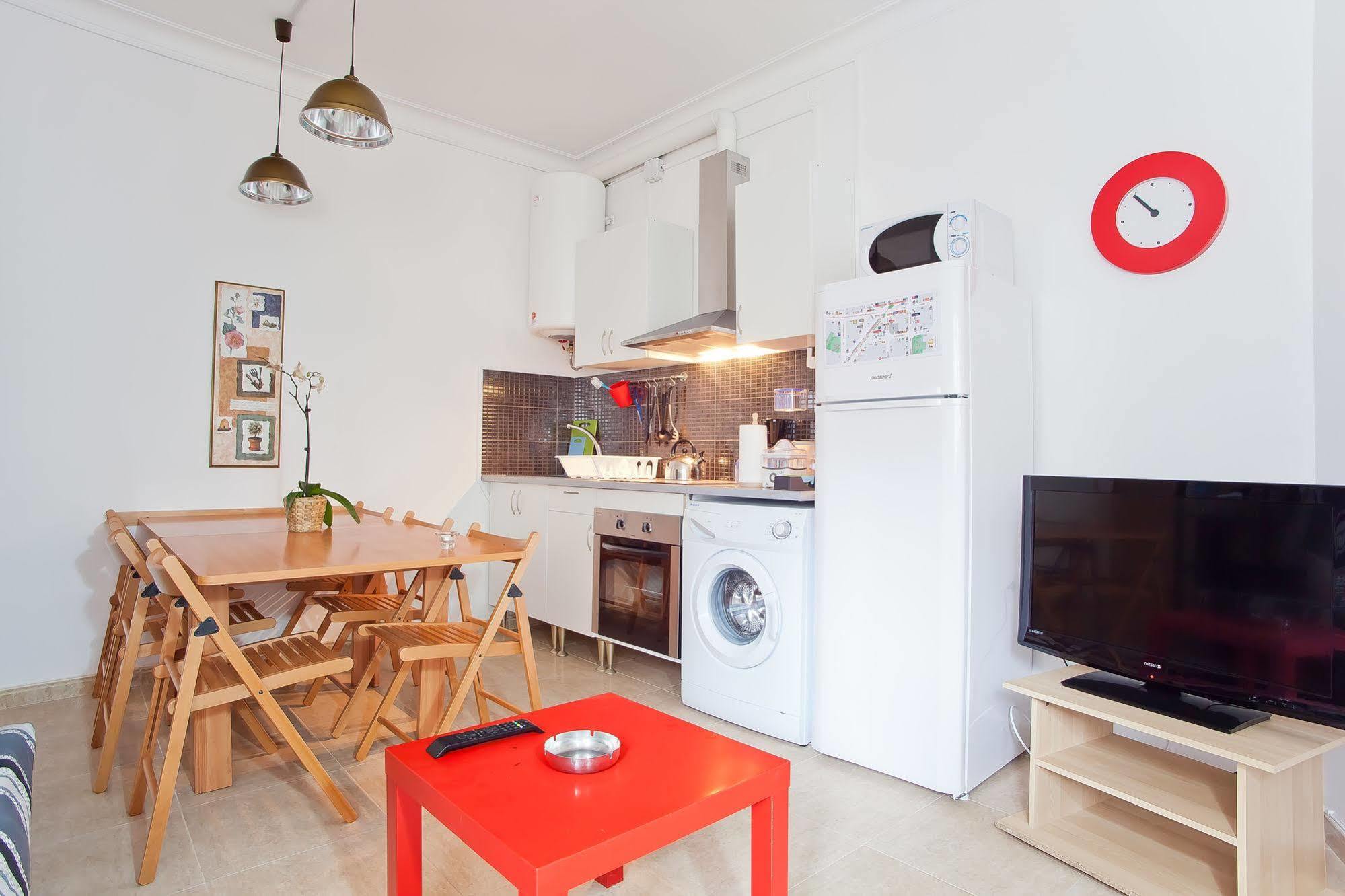 Tarradellas Sants Estacio Appartement *