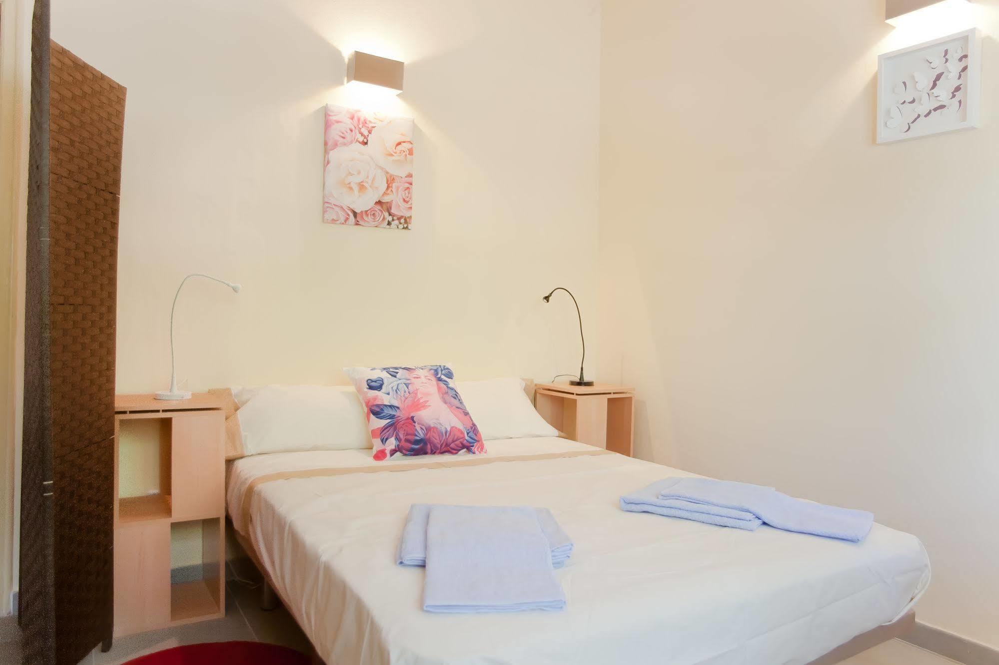 Tarradellas Sants Estacio Appartement *